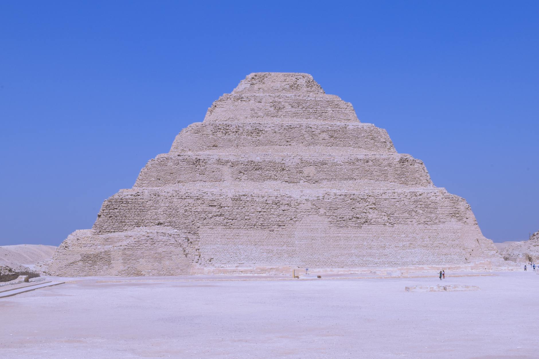 How many days Cairo Saqqara Step Pyramid of Djoser day trip itinerary