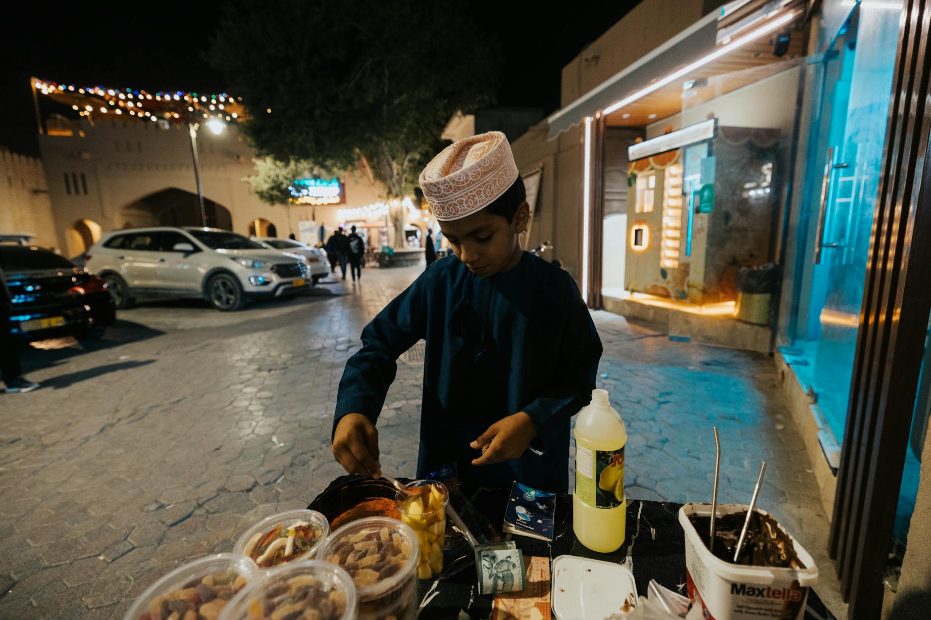 Cairo food tours and experiences street vendor market tasting