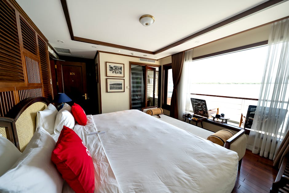 Luxury Nile Cruises Cairo: Premium River Cruises 3 Premium cabin suite