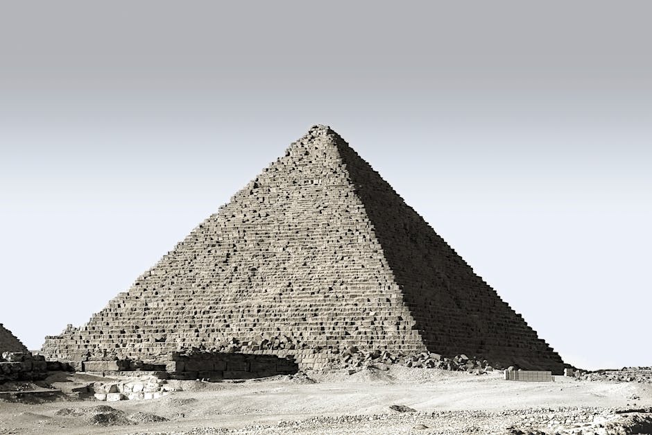 Nile River History in Cairo: Ancient to Modern 4 Old Kingdom pyramid