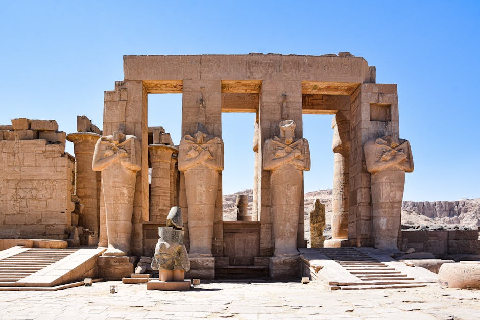 Colossal statue of Ramses II